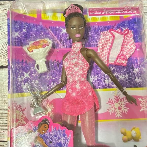 Barbie Ice Skater Doll, Brunette Fashion Doll with Pink Leotard, Trophy NEW - Picture 7 of 7